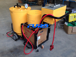 福瑞得機(jī)械60升灌縫機(jī)，路面專用密封膠準(zhǔn)備發(fā)貨